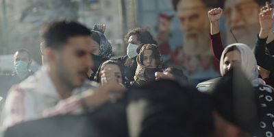 poster de la série La fille de Yasamin