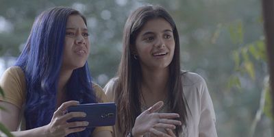 poster de la série Été brûlant, ambiance glaciale