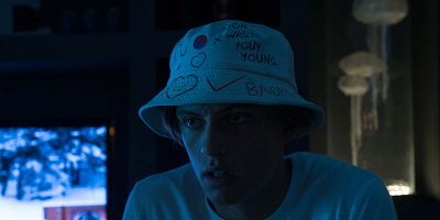 poster de la série À la dérive