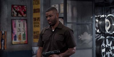 poster de la série Mains de fer et gants de boxe