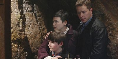 poster de la série Et tout droit jusqu'au matin