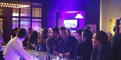 poster de la série Fini, les faux-semblants