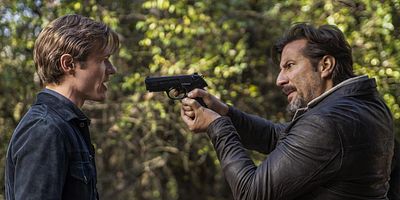 poster de la série Sauvez le monde