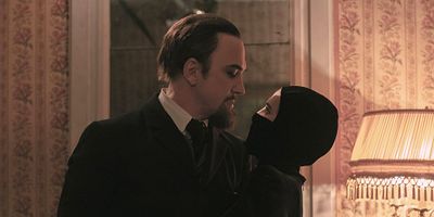 poster de la série Les yeux qui fascinent