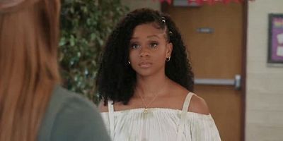 poster de la série Love and War