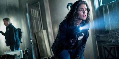 poster de la série Suie et poussière