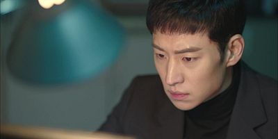 poster de la série Catch Him by All Means