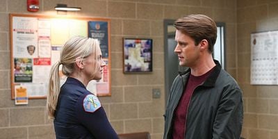 poster de la série Le danger est partout