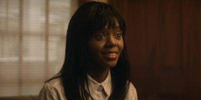 poster de la série Être jeune, douée et fauchée