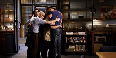 poster de la série Les conséquences émotionnelles de la télédiffusion