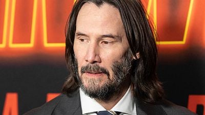 image de la news Keanu Reeves en homme-chien ! Même les fans de la star de John Wick ne connaissent pas son rôle le plus bizarre