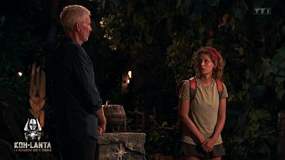 image de la news Exclu. Koh-Lanta : Denis Brogniart pareil en vrai qu'à la télé ? Noémie nous a répondu