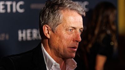 image de la news “J’ai vraiment tout gâché”: 20 ans après, Hugh Grant était plein de remords concernant cette comédie signée Chris Columbus