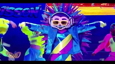 image de la news Mask Singer 2026 : On sait quelle star internationale se cachait sous le Hérisson, Kev Adams et Michaël Youn avaient vu juste