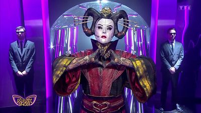 image de la news Mask Singer 2024 : qui se cachait derrière le costume de la Gheïshamouraï, éliminé ce soir ?