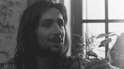 image de la news Aujourd&#039;hui, tout le monde connaît ce célèbre acteur français, et il y a 52 ans, il faisait ses premiers pas au cinéma. L&#039;avez-vous reconnu ?