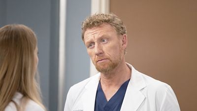 image de la news Grey's Anatomy sur TF1 : Owen Hunt va-t-il mourir ? Ces images du final de la saison 22 sèment le doute