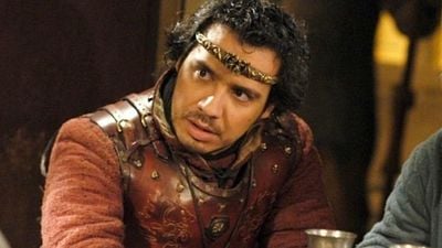 image de la news C'est l'une des questions que les fans de Kaamelott se posent depuis 21 ans ! Et le dernier film nous a enfin apporté la réponse !