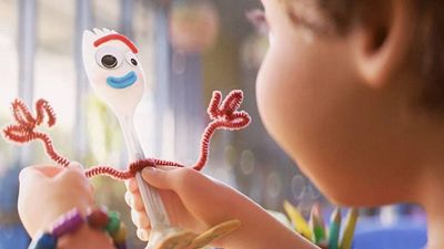 image de la news Pierre Niney lui avait prêté sa voix dans Toy Story 4... Ce personnage que tout le monde adore fera son retour dans la suite !