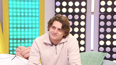 image de la news Pas vu à la télé : Ulysse raconte sa crise d'angoisse en plein prime de la Star Academy !