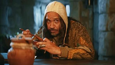 image de la news Kaamelott 2 : Alexandre Astier a placé une référence à l'un des épisodes les plus culte de la série, mais rares sont les fans à l'avoir remarquée !