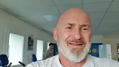 image de la news "J’étais devenu casse-couilles" : Vincent Lagaf' évincé de TF1, il donne ses raisons