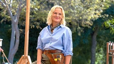 image de la news Premières images : plus de 10 ans après la fin de cette série culte, son créateur en dévoile une nouvelle avec la même actrice !