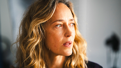 image de la news Apparences : y aura-t-il une saison 2 pour la série avec Léonie Simaga et Hélène de Fougerolles ?