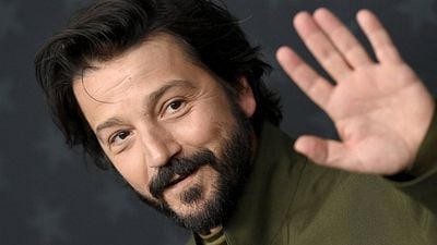 image de la news Après Andor, Diego Luna sera dans le remake de ce film fantastique culte noté 4,1 sur 5