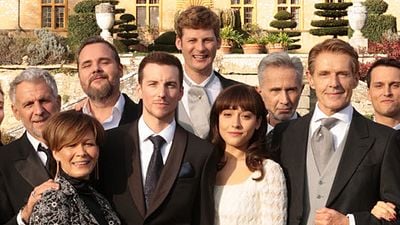 image de la news Si vous aimez Cocorico et Qu'est-ce qu'on a fait au bon Dieu ? Voici la première image de la comédie Maudits Français avec Lambert Wilson et Thierry Lhermitte !