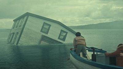 image de la news Nouveau sur Netflix : le vrai successeur de Stranger Things, c’est cette mini-série avec Josh Harnett à découvrir en 5 heures seulement... On l'a vue, et on ne va pas vous mentir !