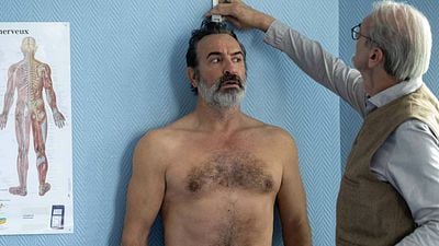 image de la news L’Homme qui rétrécit est-il un bon film ? Jean Dujardin a-t-il séduit les spectateurs dans le nouveau film de Jan Kounen ?
