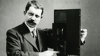 image de la news Et si l’essor du cinéma avait pris son élan à Paris ? Cette société pionnière fête ses 130 ans !