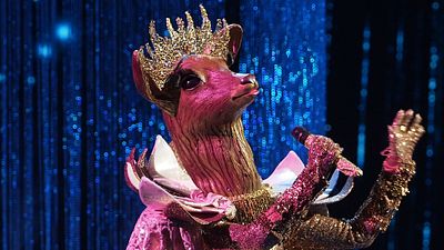 image de la news Mask Singer 2023 : quelle star se cache derrière la Biche ? Découvrez de précieux indices…