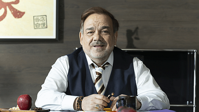 image de la news Le Daron sur TF1 : aviez-vous remarqué ce clin d'oeil à un grand classique de la science-fiction dans l'ultime scène de la saison 2 ?