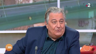 image de la news Télématin : Christian Clavier quitte le plateau avant la fin, Maya Lauqué le rappelle !