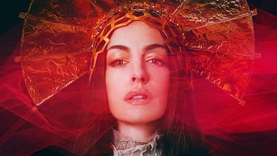 image de la news Premières images intrigantes : Anne Hathaway relève le plus gros défi de sa carrière dans ce thriller dont voici la bande-annonce