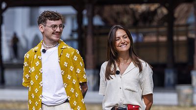 image de la news Pékin Express : qui sont Romain et Laura, le nouveau binôme étonnant qui remplace les jumeaux belges qui ont abandonné ?