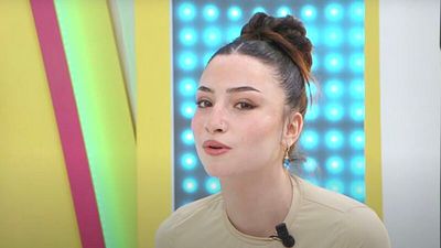 image de la news "Elle chante très bien", Lénie (Star Academy) bientôt en duo avec sa maman ?