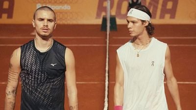 image de la news Nouvelle image Forty Love : Romeo Beckham et Paul Kirscher sont les stars d'une romance gay à la Heated Rivalry