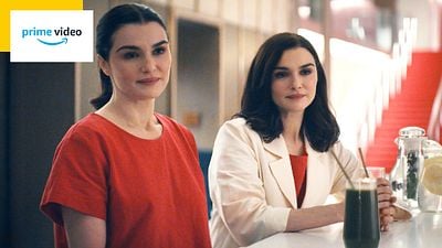 image de la news Jouer deux rôles en même temps ? La star de la sulfureuse série Faux-semblants explique sa technique pour incarner des jumelles