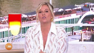 image de la news Télématin : "On était un couple qui fonctionnait", avec émotion, Flavie Flament fait ses adieux à l'émission et Julien Arnaud
