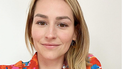 image de la news "Ca prend beaucoup de temps" : Laure (Mariés au premier regard) explique pourquoi elle est absente des réseaux sociaux