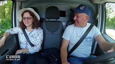 image de la news Exclu. L'amour est dans le pré : Anne et Renaud ont emménagé ensemble ! Ils dévoilent comment ça se passe à la ferme