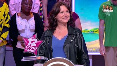 image de la news Les 12 Coups de midi : qui est Aude, la première Maître de midi à s'installer depuis l'élimination de Cyprien ?