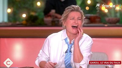 image de la news C à vous : Anne-Elisabeth Lemoine piégée par Bertrand Chameroy et un invité