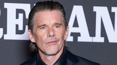 image de la news "Je suis sûr qu'il serait beaucoup plus drôle que moi" : Ethan Hawke rend un vibrant hommage à cette légende du cinéma