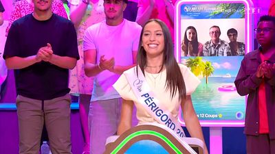 image de la news Les 12 Coups de midi : changements à répétition… Qui est Elodie, la nouvelle Maître de midi ? Zette fait les présentations