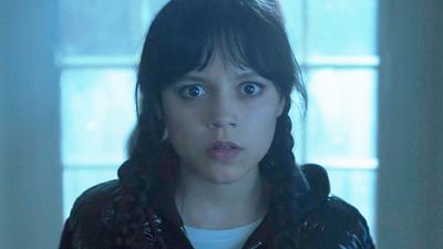 image de la news Mercredi saison 2 sur Netflix : on vous explique la fin surprenante de la partie 1 !
