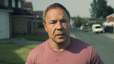 image de la news Adolescence plus forte que Bridgerton ? La série Netflix bat tous les records